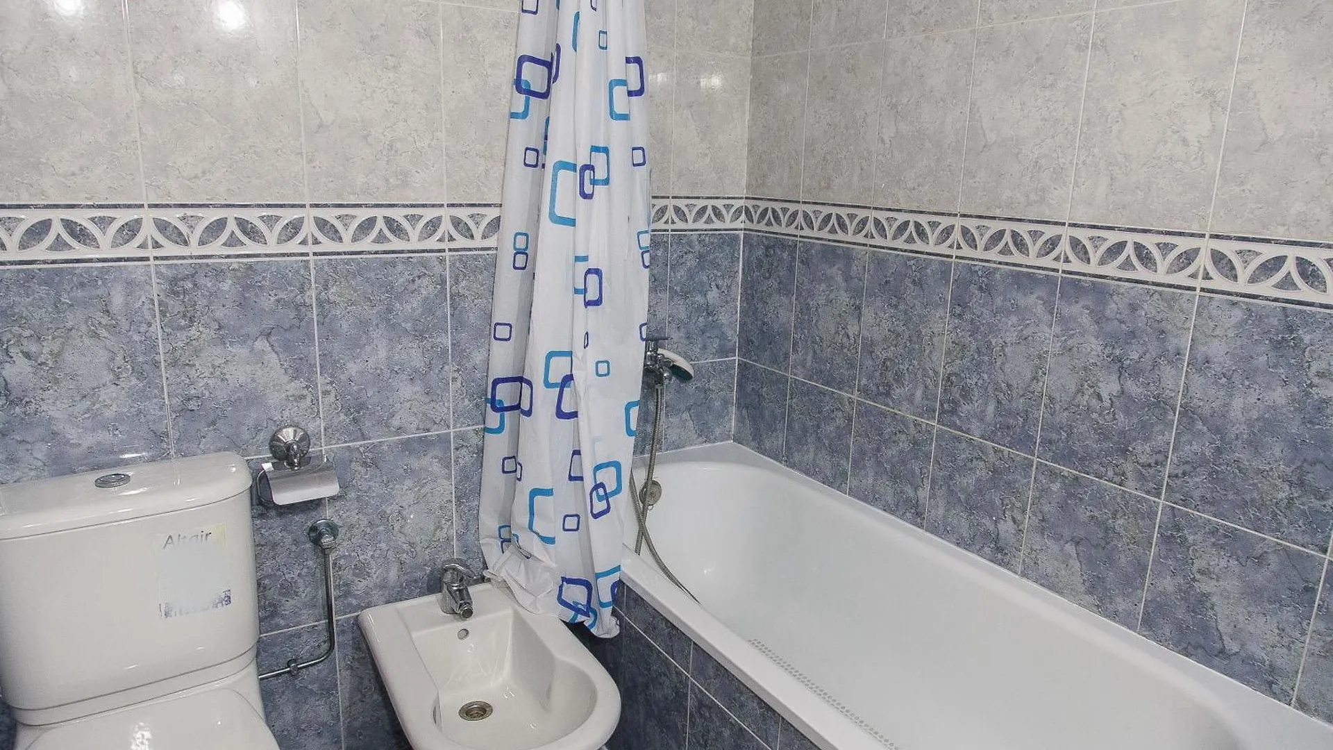 דירות סאלו Uhc Larimar Family Complex