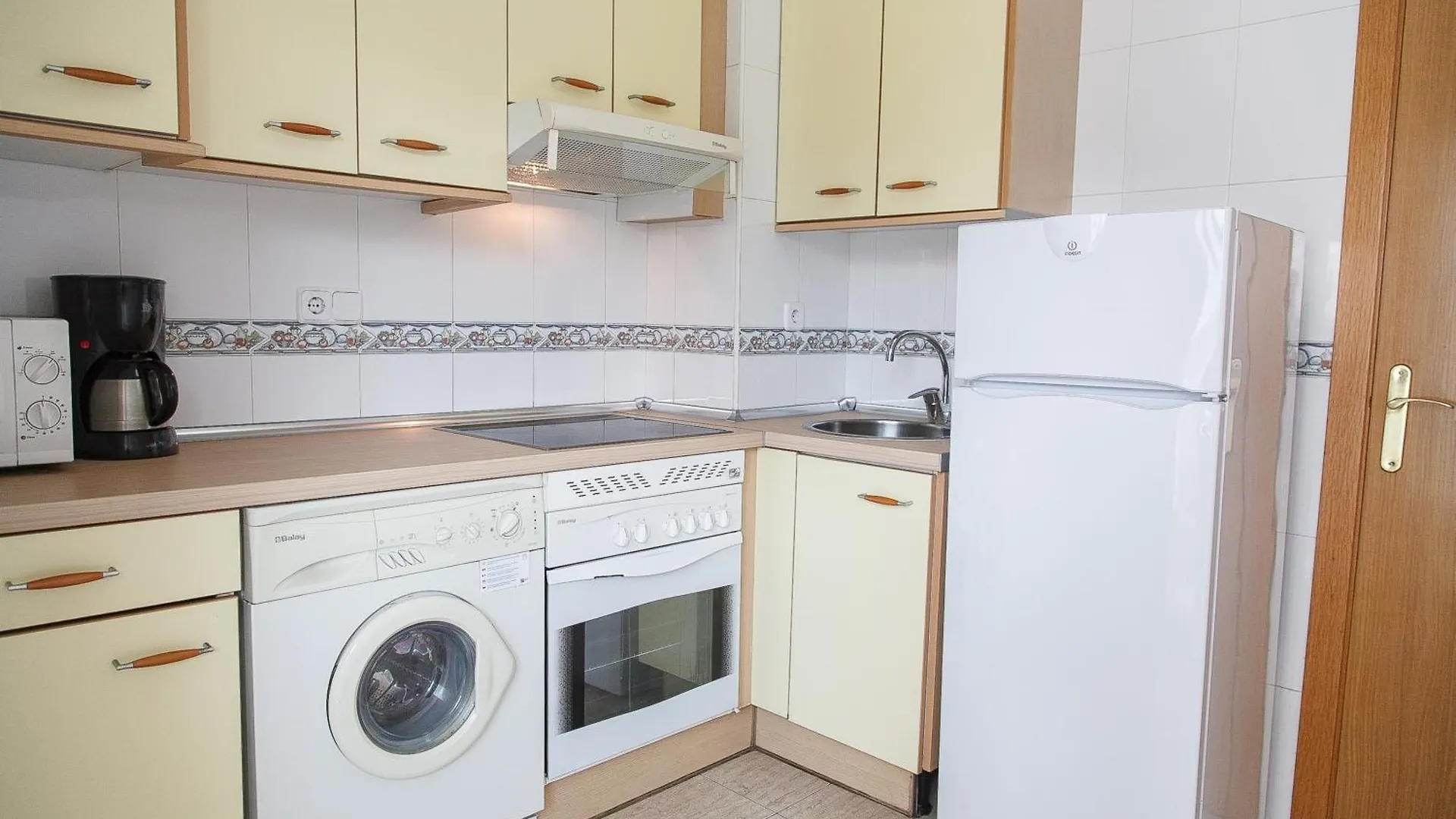 Uhc Larimar Family Complex Apartment Salou