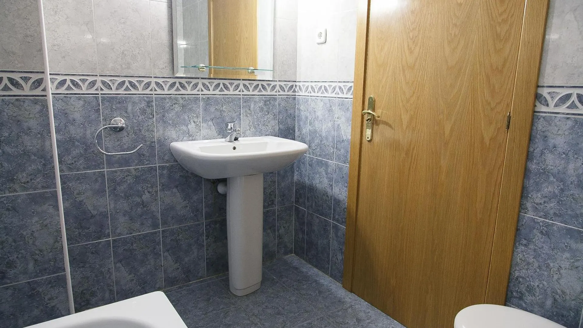 Uhc Larimar Family Complex Apartment Salou