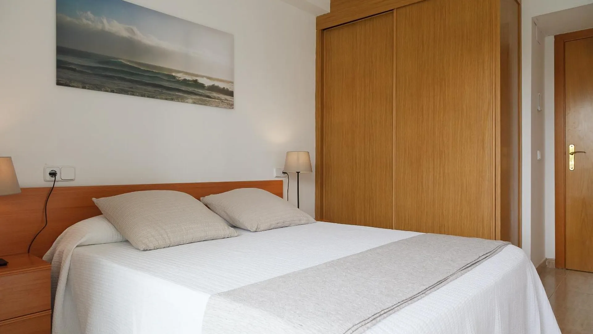 Uhc Larimar Family Complex Apartment Salou