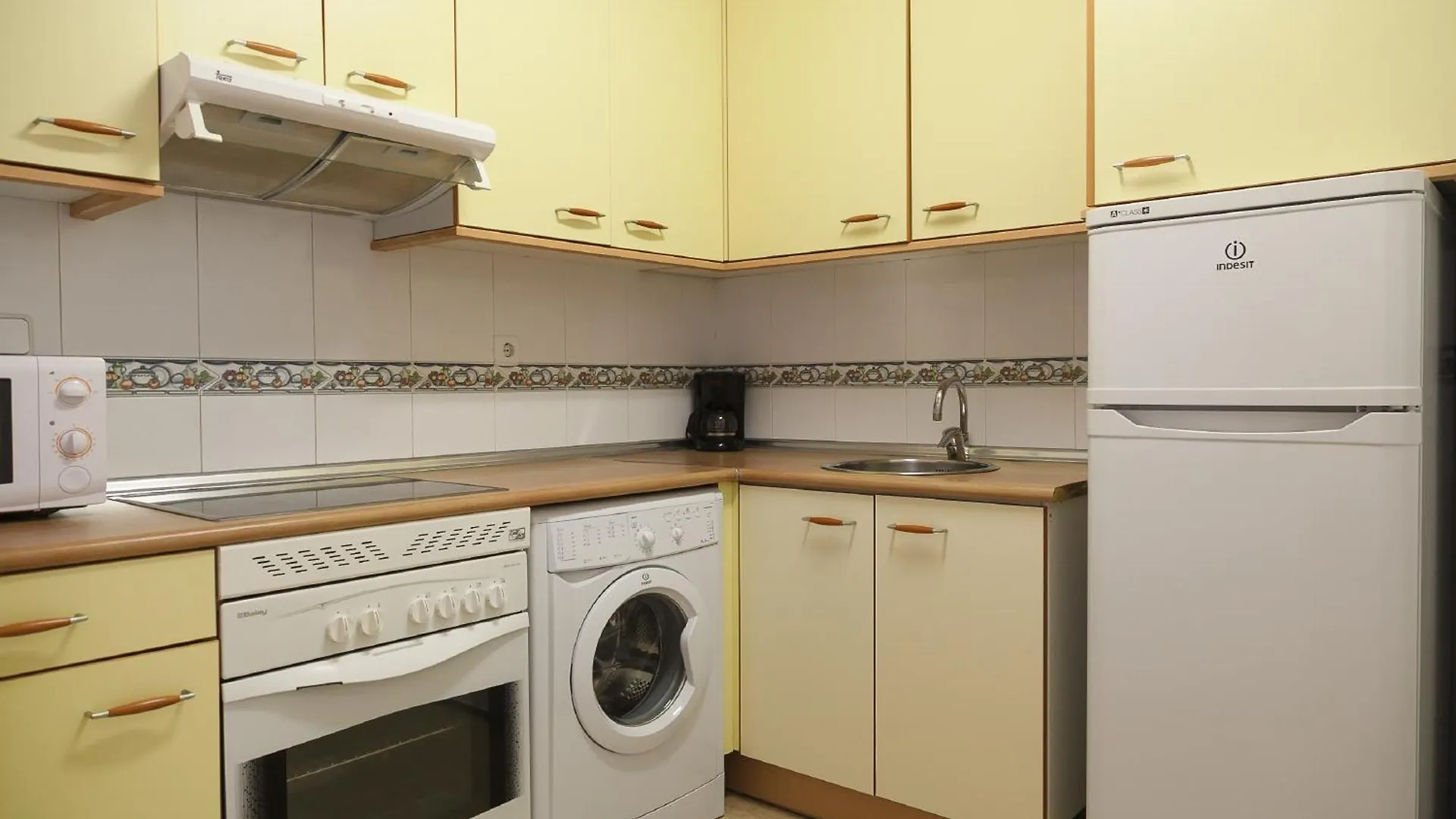 Uhc Larimar Family Complex Apartment Salou