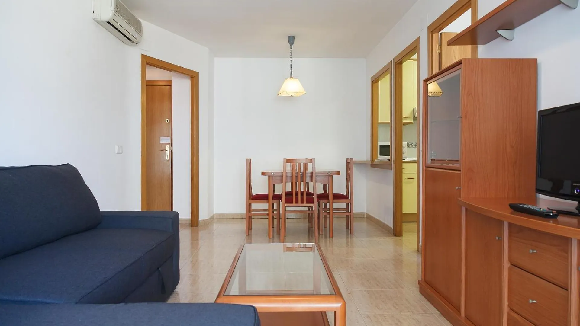 Uhc Larimar Family Complex Apartment Salou 0*,  Spain