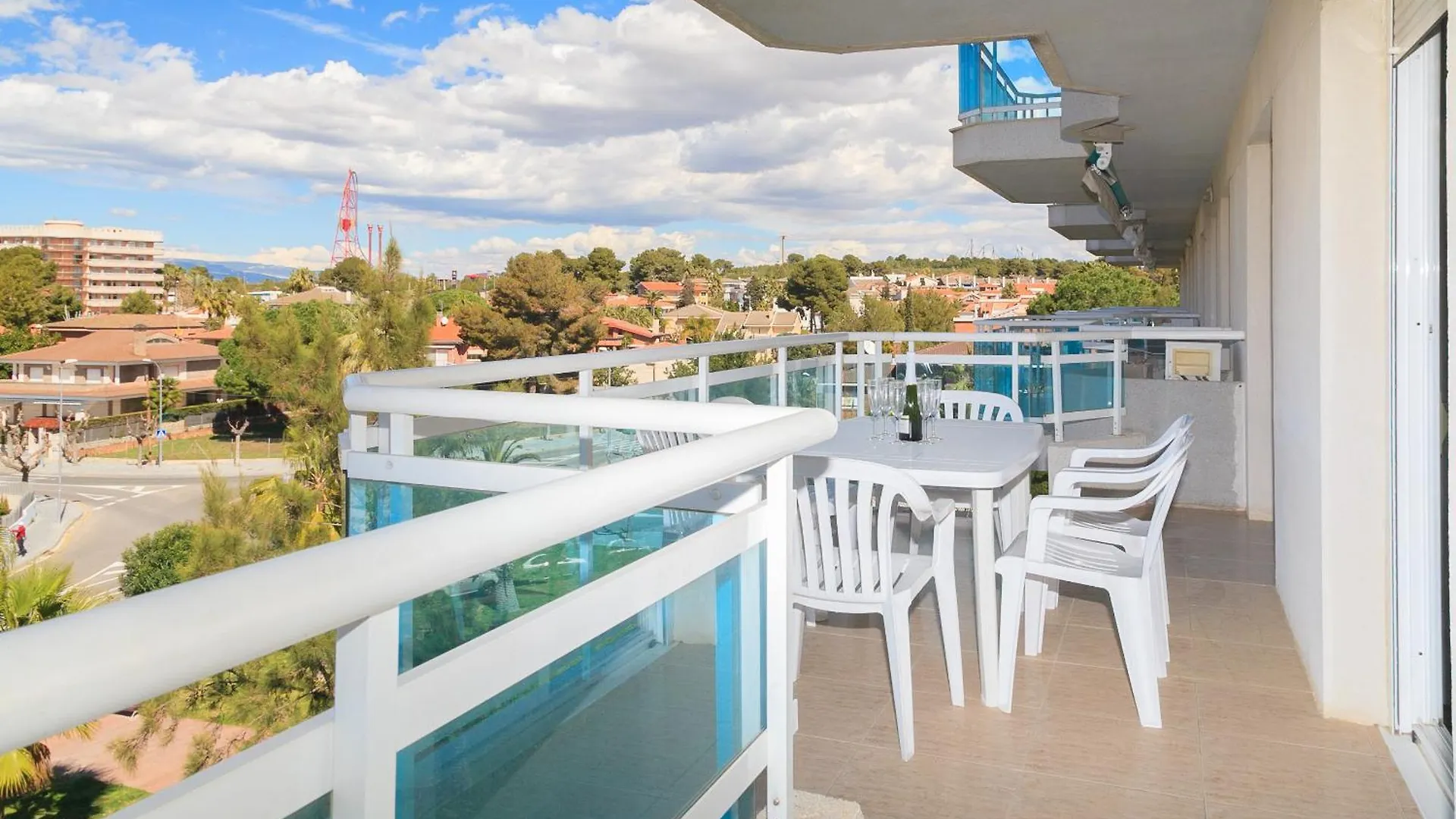 Uhc Larimar Family Complex Apartment Salou