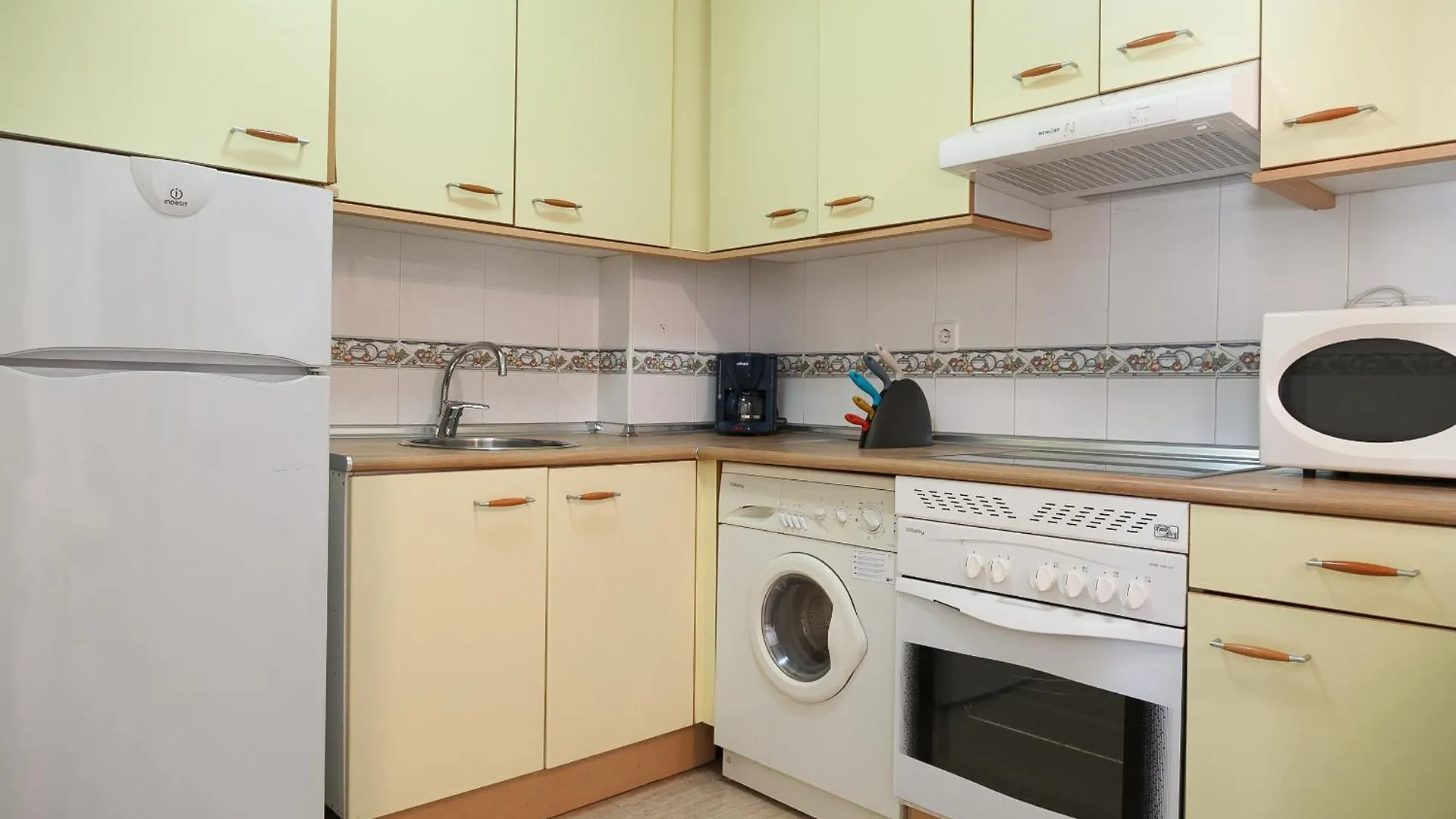 Uhc Larimar Family Complex Apartment Salou Spain