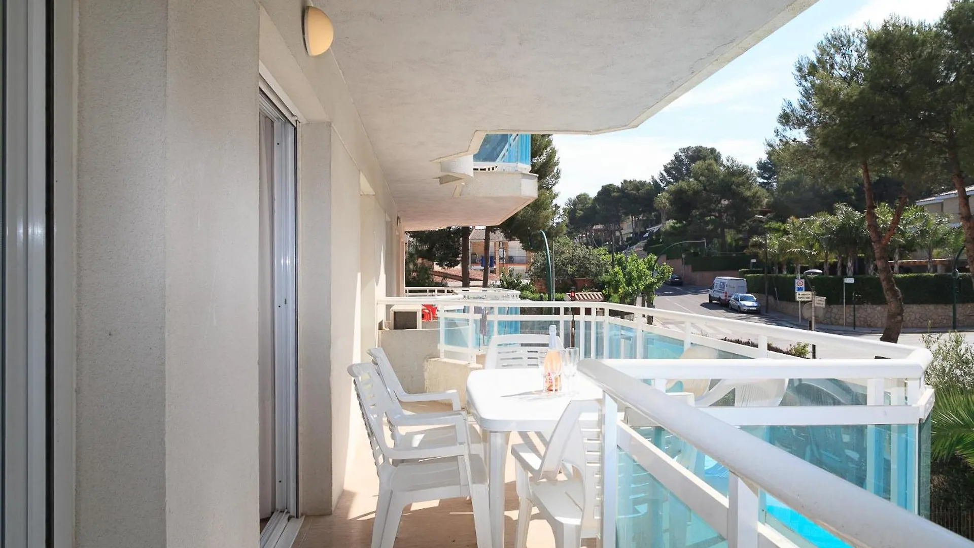 Uhc Larimar Family Complex Apartment Salou